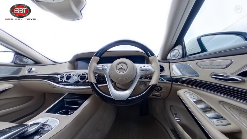 Car Interior: Maybach